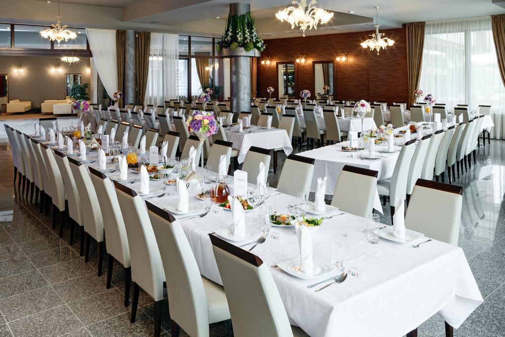 Hotel Royal Botanic Люблін Екстер'єр фото